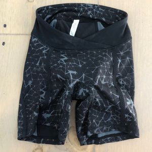 Lululemon bike shorts (size 4, fit like a 2)